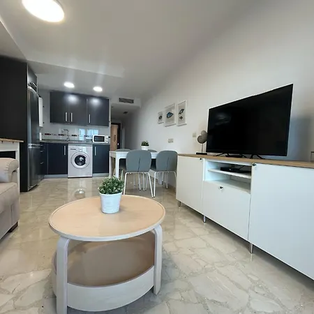 Apartment Maravilloso En Primera Linea De Playa Con Vistas Al Mar En 2 C